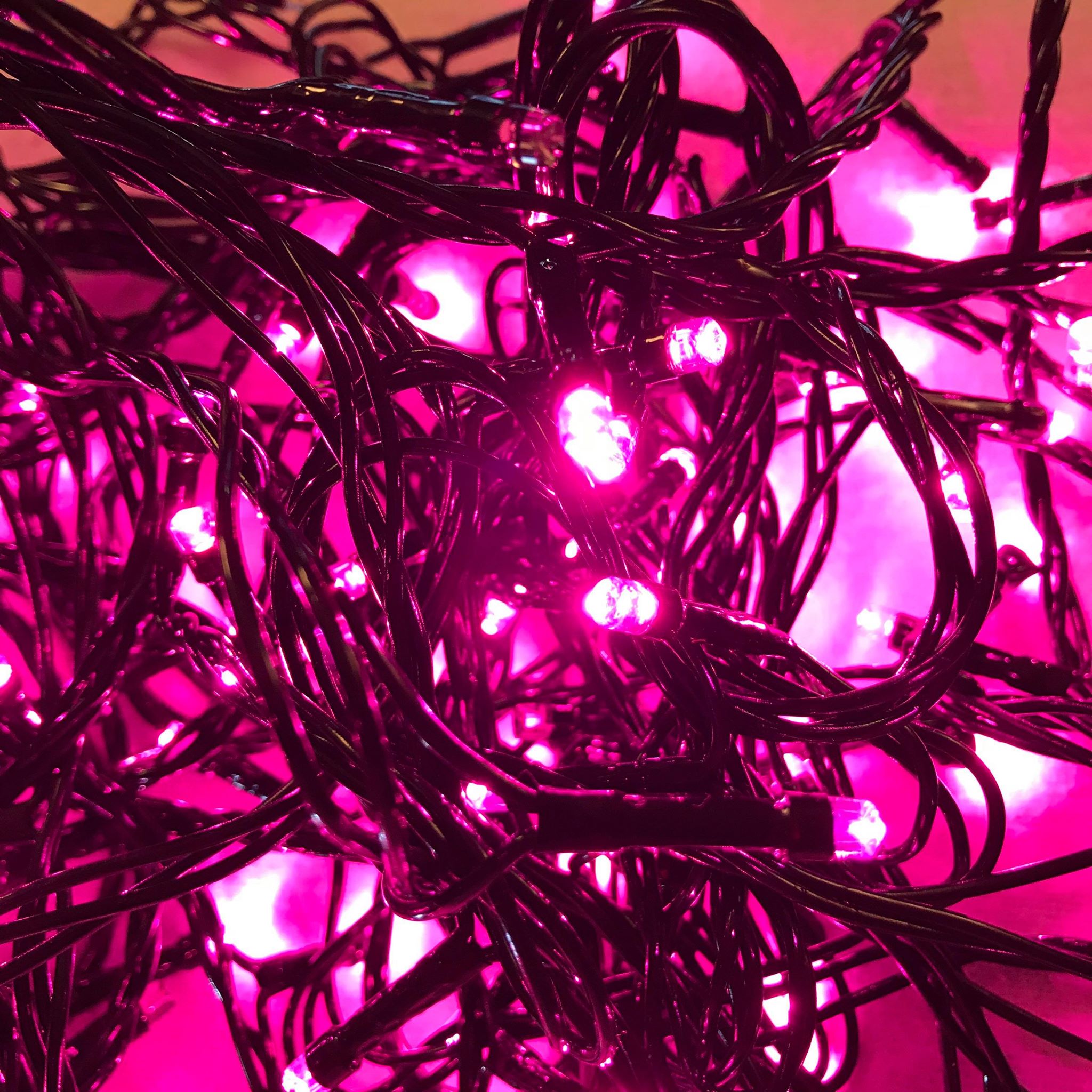 100 Led Ροζ Χριστουγεννιάτικα Φωτάκια Σε Επεκτεινόμενο Πράσινο 6μ Καλώδιο 5W